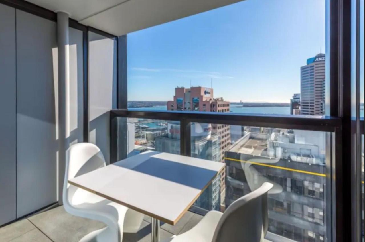 Modern 2 Bedroom Apartment 1 Minute To Skytower Auckland Eksteriør bilde